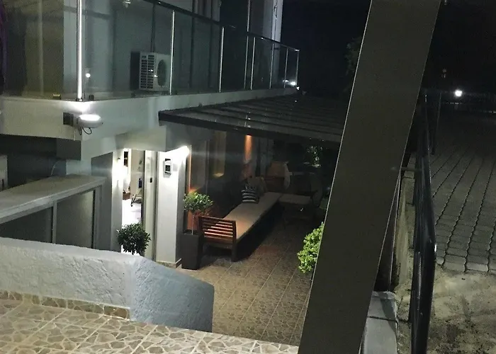 7palms מלון דירות 2*