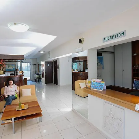 7palms Apartahotel 2*